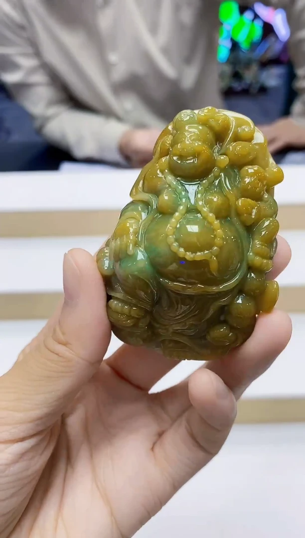 未镶嵌定制翡翠-毛货挂件 （赠珠链）21