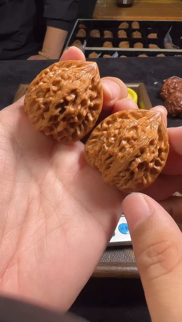 吊坠文玩核桃37尺龙门涧尖有刮