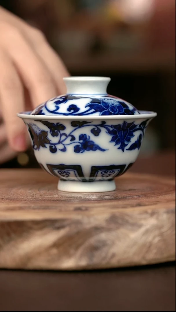 手绘微瑕 高温现代瓷 柴窑  缠枝莲小元宝100C
