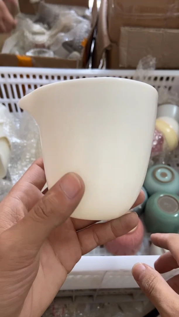 杯无运费险有瑕疵的有点脏介意勿拍