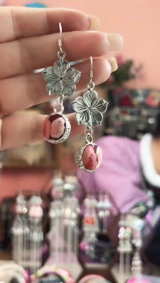 艺枝独绣手工饰品650