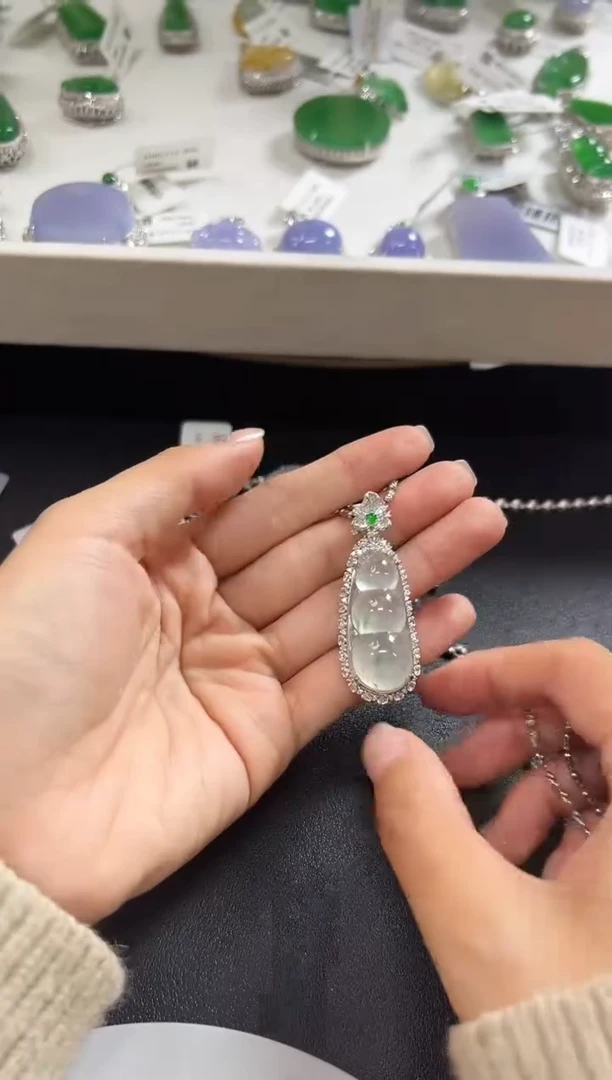 颈饰18K金镶嵌翡翠KXZ1122-051