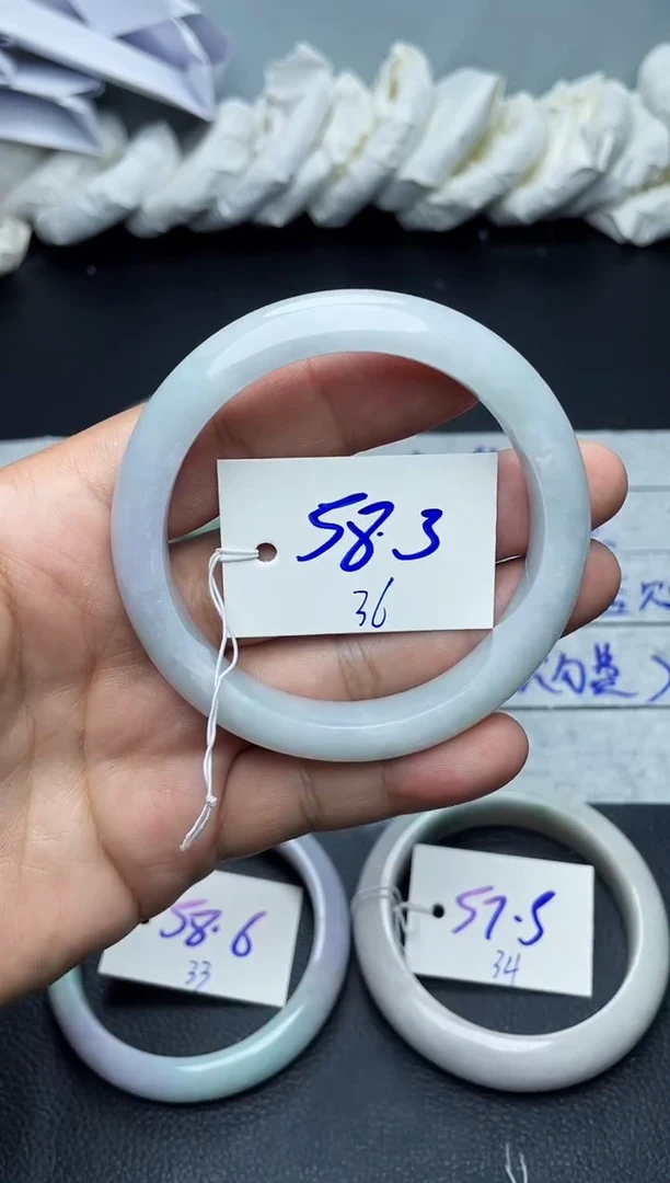 未镶嵌手镯翡翠36