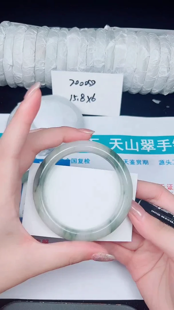 未镶嵌手镯石英质玉334-56/57
