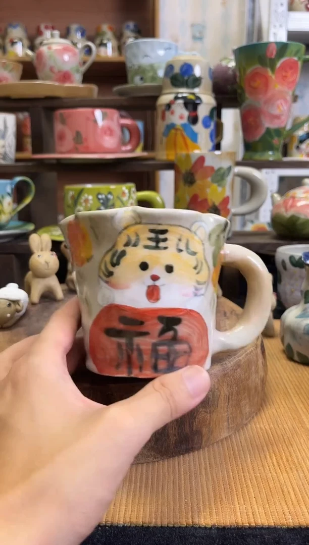 摆件文****师手绘高温釉下陶瓷