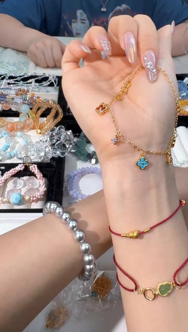 水晶手链未镶嵌F010金色四叶草手链