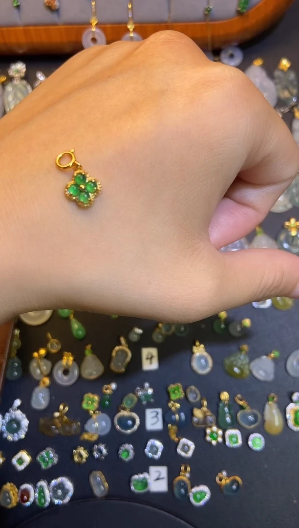 翡翠银S925镶嵌吊坠(不含链)1