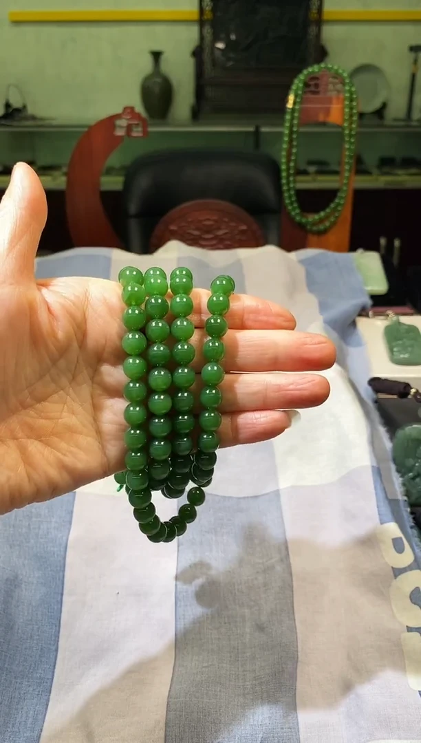 项链未镶嵌和田玉（碧玉）玛**卡和田玉碧玉项链卡10