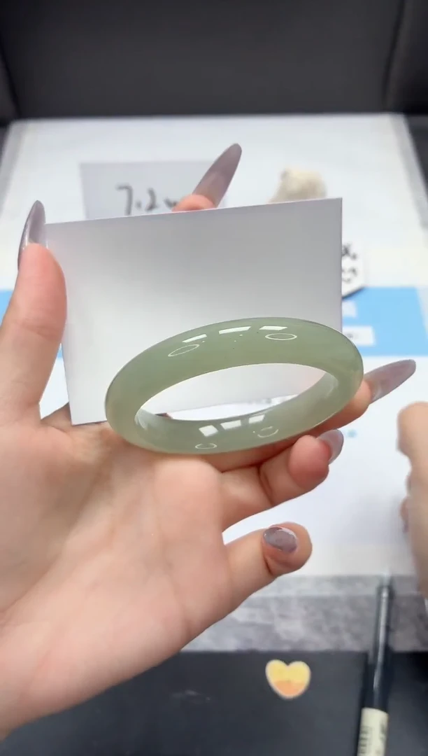 石英质玉手镯未镶嵌174/56.1东陵玉