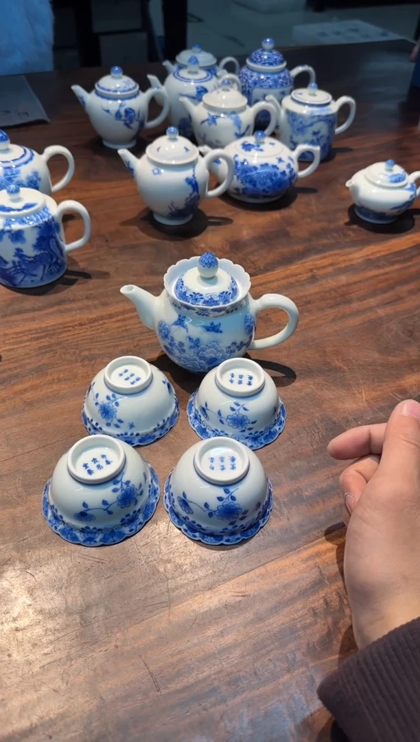 【闪购商品】邵春霞 葵口蝶恋花套组