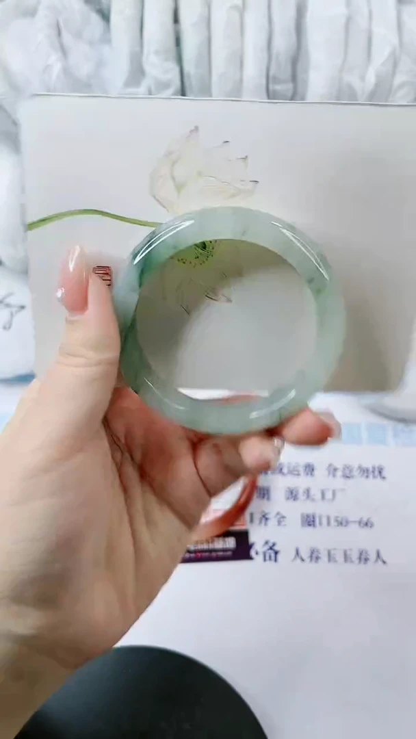 【闪购商品】石英质玉手镯未镶嵌0179407814-多样性发货