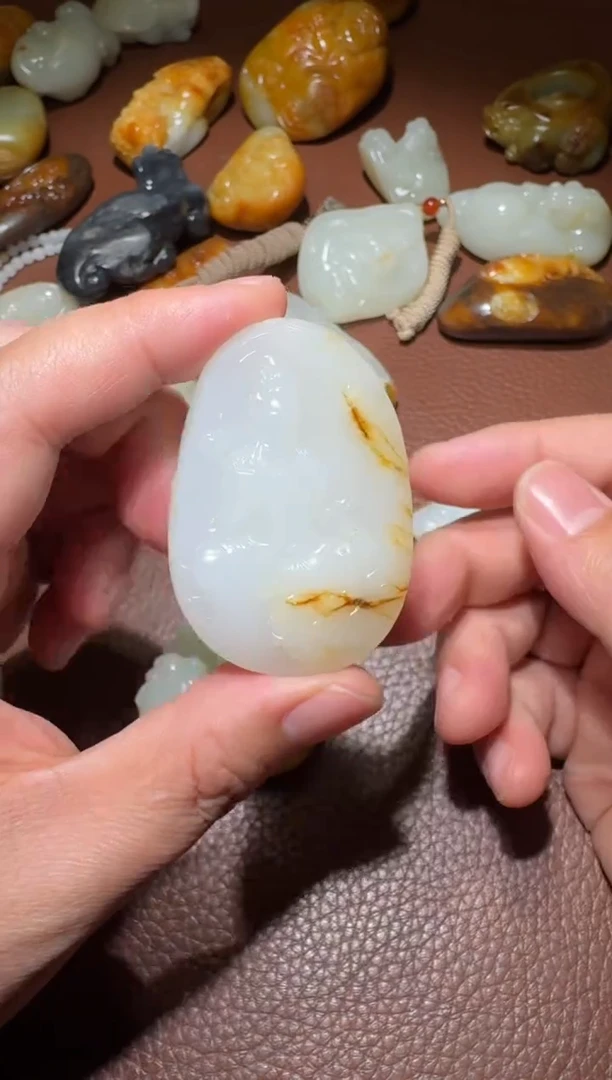 未镶嵌和田玉挂件和田玉