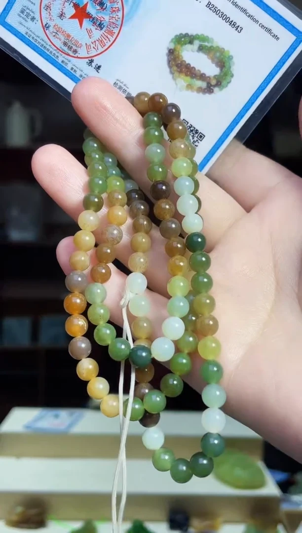 和田玉未镶嵌颈饰1