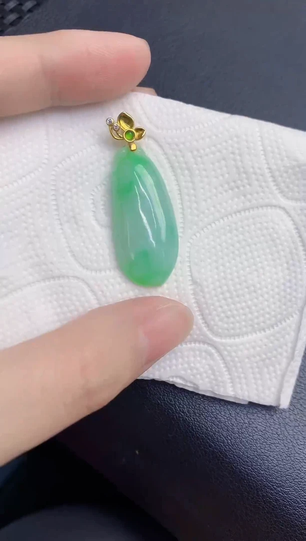 颈饰未镶嵌翡翠天然翡翠缅甸A货