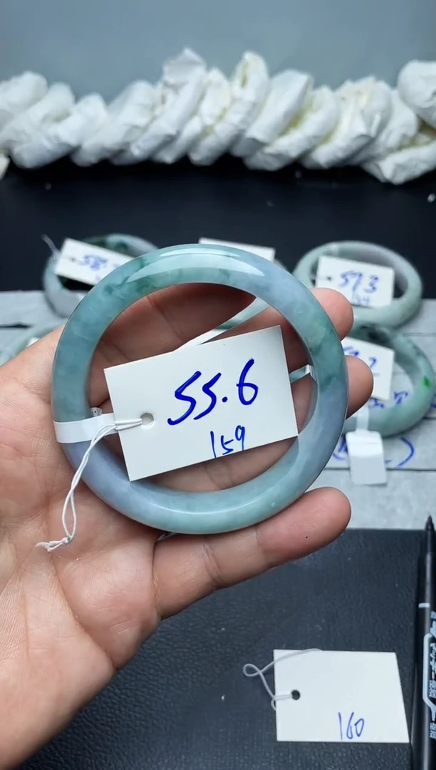 未镶嵌手镯翡翠159