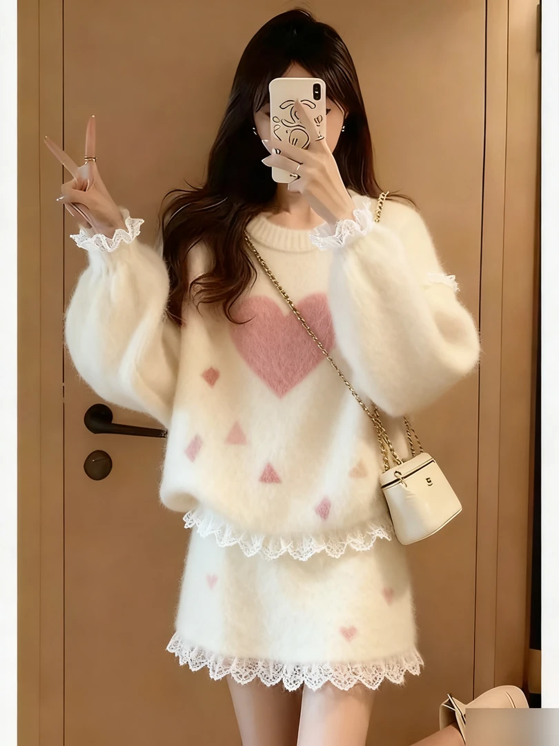 甜美温柔风爱心毛衣短裙套装女2025年新款蕾丝拼接两件套秋冬穿搭