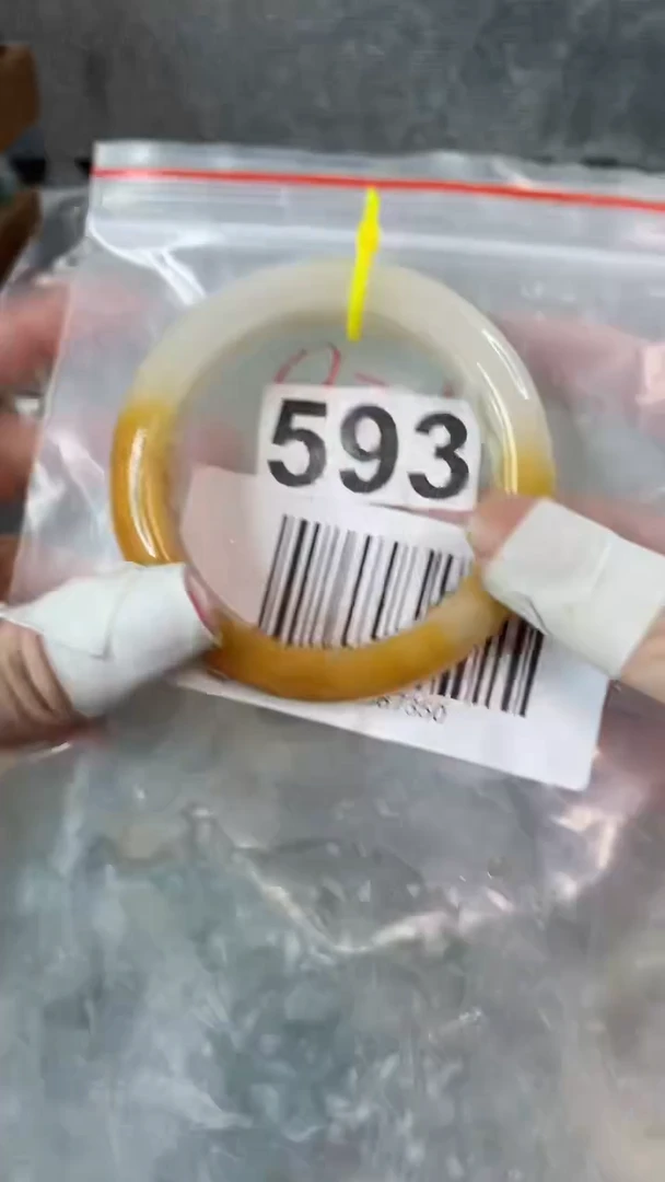 【闪购商品】石英质玉手镯未镶嵌5455+593