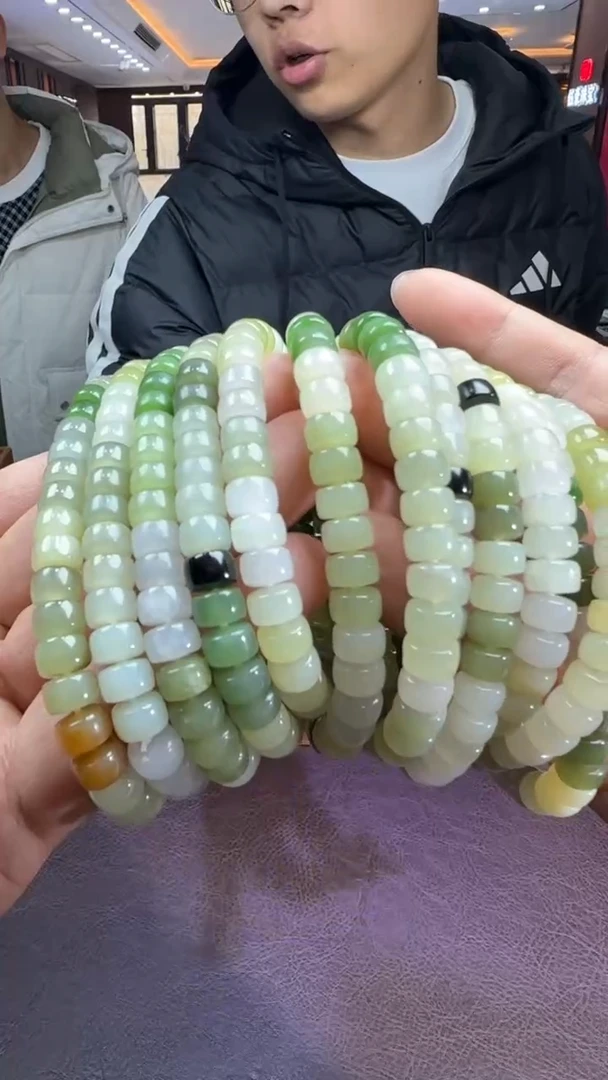 未镶嵌和田玉挂件【陆1201】11 7021 多样性发其一