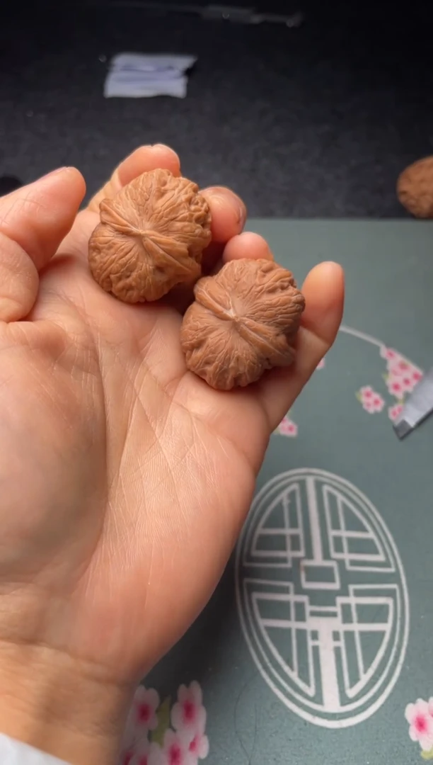 把件文玩核桃w323  元宝  36尺