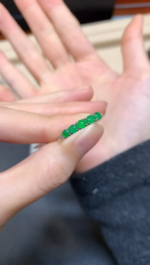 【闪购商品】翡翠戒指18K金镶嵌【无鉴赏期