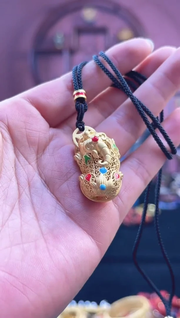 非遗 花丝貔貅吊坠