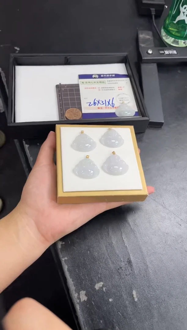 翡翠挂件18K金镶嵌佛公FL09/多样性发其一CP配绳