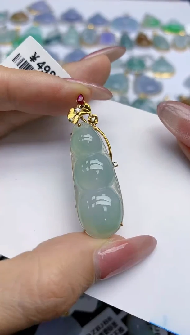 【闪购商品】翡翠挂件18K金镶嵌天然翡翠A货