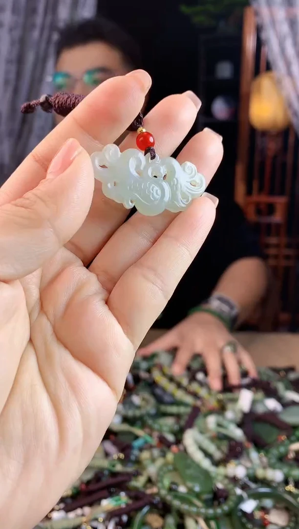 【闪购商品】和田玉挂件未镶嵌多样性发货拍一发一