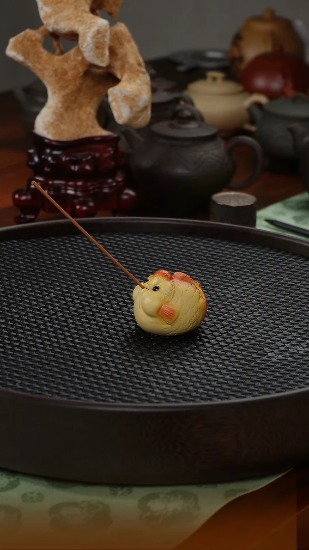 【闪购商品】段泥茶壶金鱼小茶宠