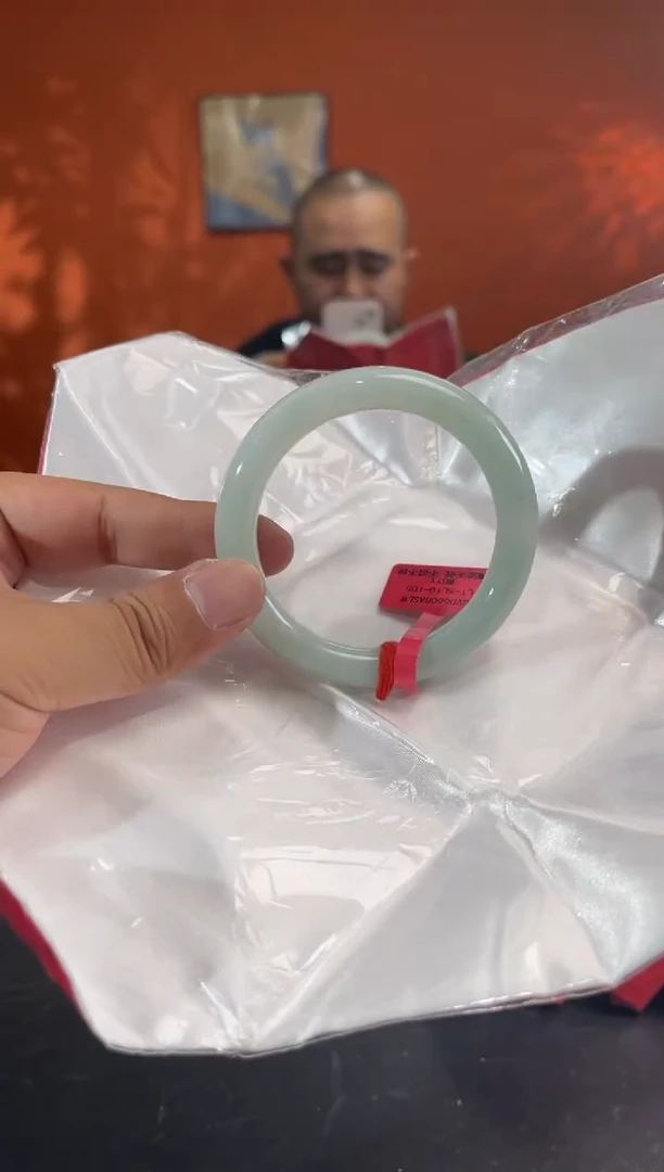 未镶嵌手镯翡翠12