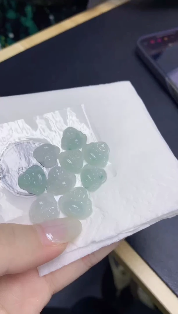 颈饰未镶嵌翡翠天然缅甸翡翠A货多样性发一件