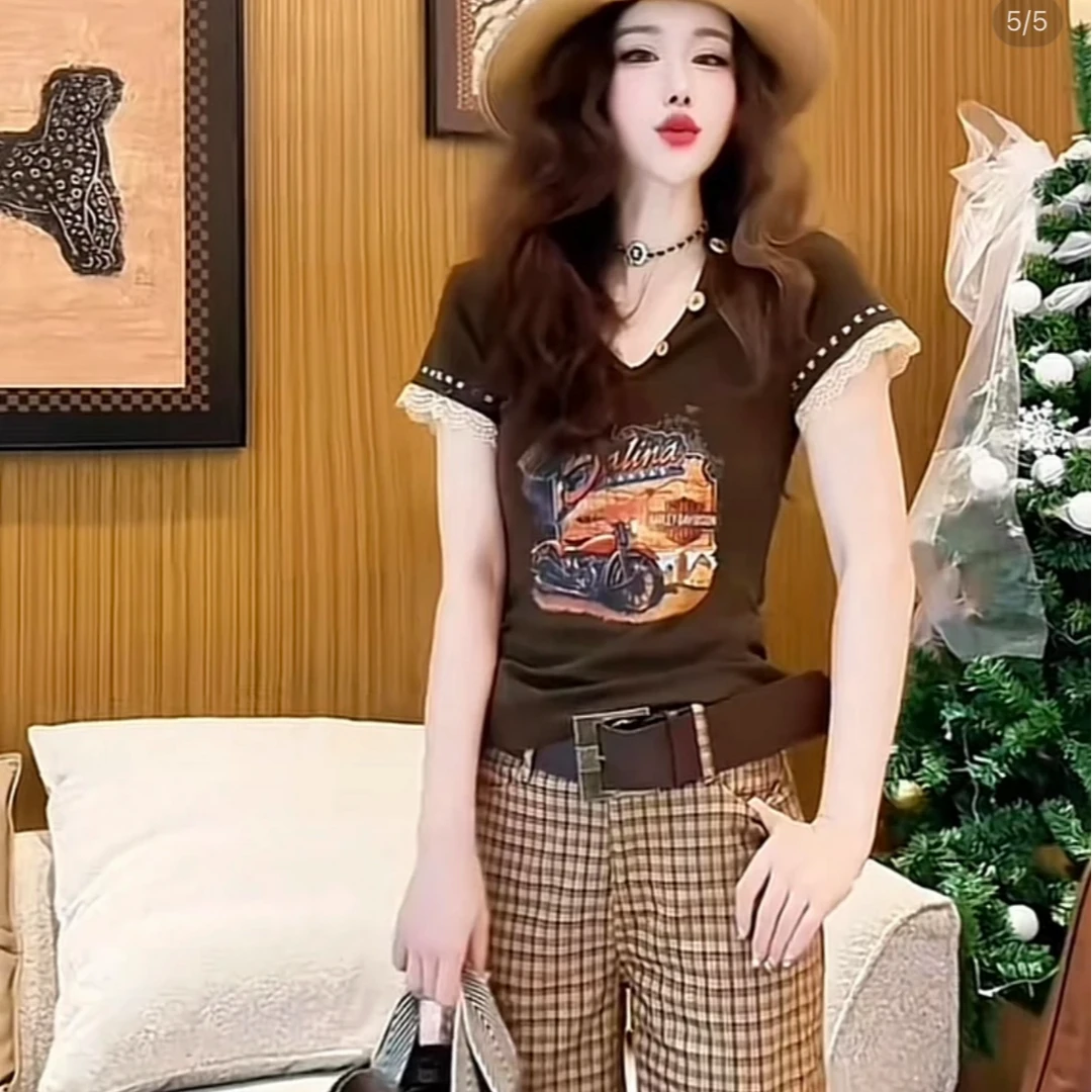 美式复古时尚印花短袖T恤高级感女装网红洋气时髦V领上衣品质百搭