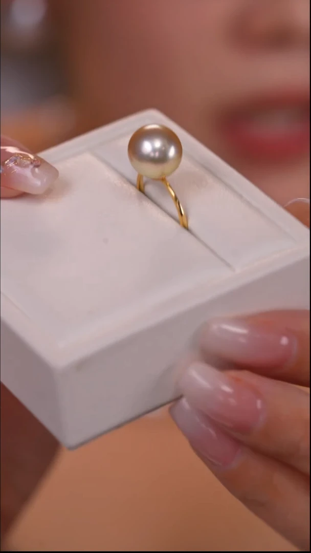 18K金镶嵌戒指海水珍珠章****^干枯澳白11-12mm