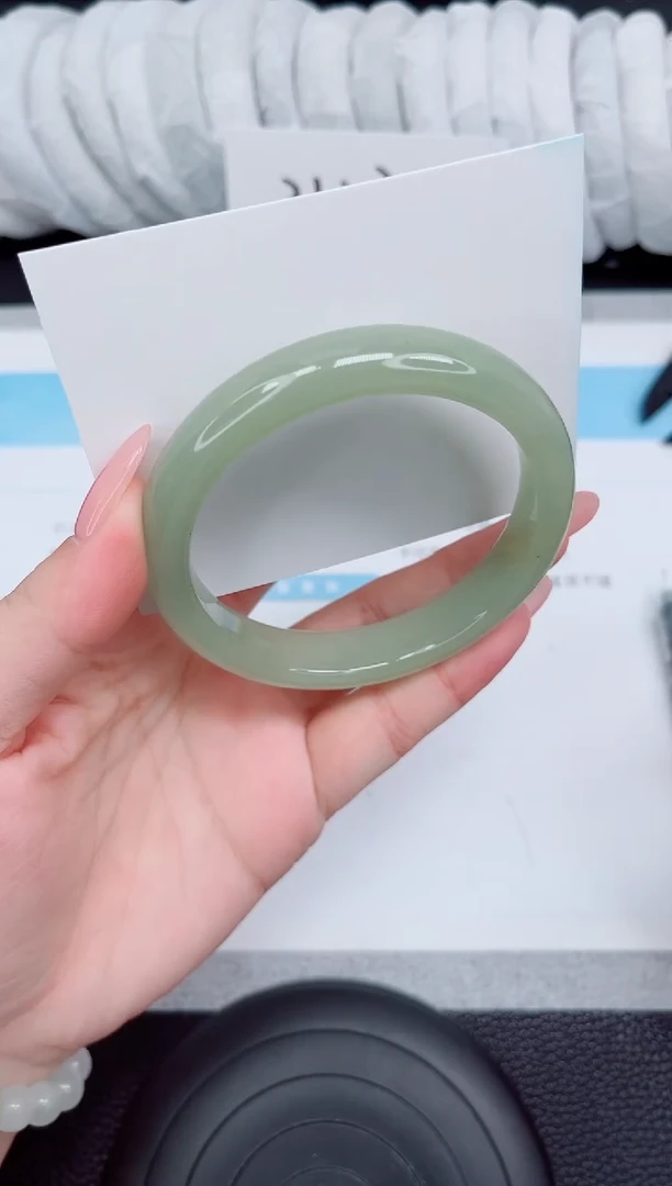 石英质玉手镯未镶嵌14-62.5