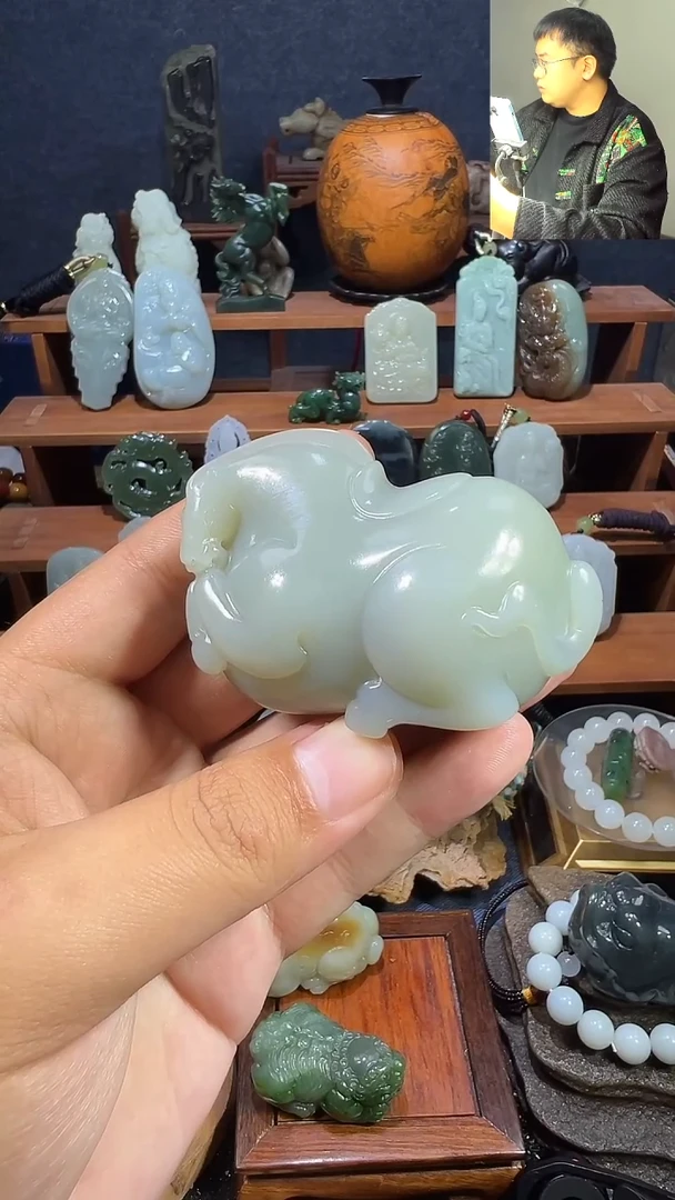 颈饰未镶嵌和田玉吉*1