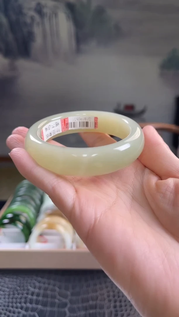 未镶嵌手镯和田玉56+圈口0531