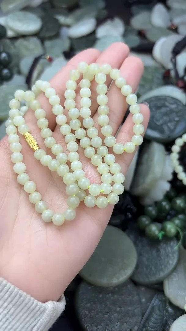 颈饰未镶嵌和田玉1