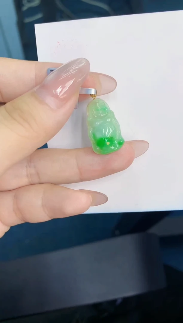翡翠18K金镶嵌颈饰1
