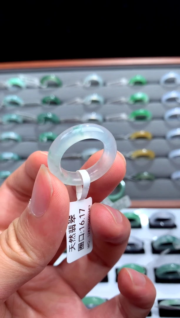 【闪购商品】翡翠戒指未镶嵌        