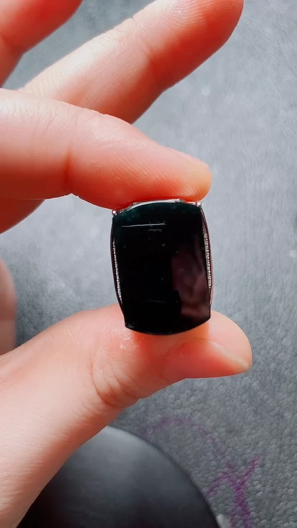 翡翠戒指银S925镶嵌1111