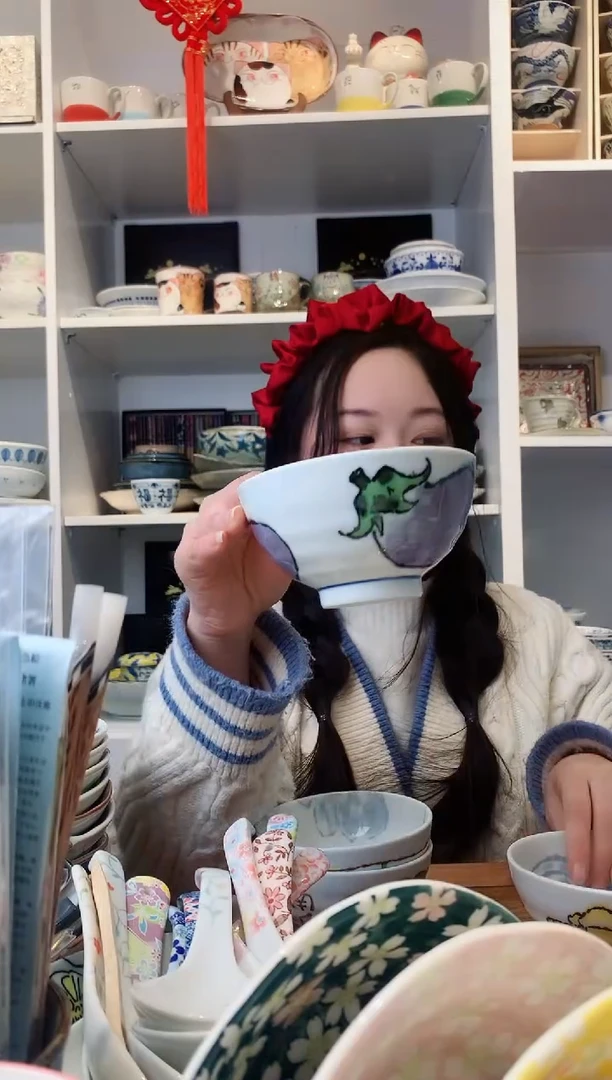 【闪购商品】钛合金日本进口茄子米饭碗