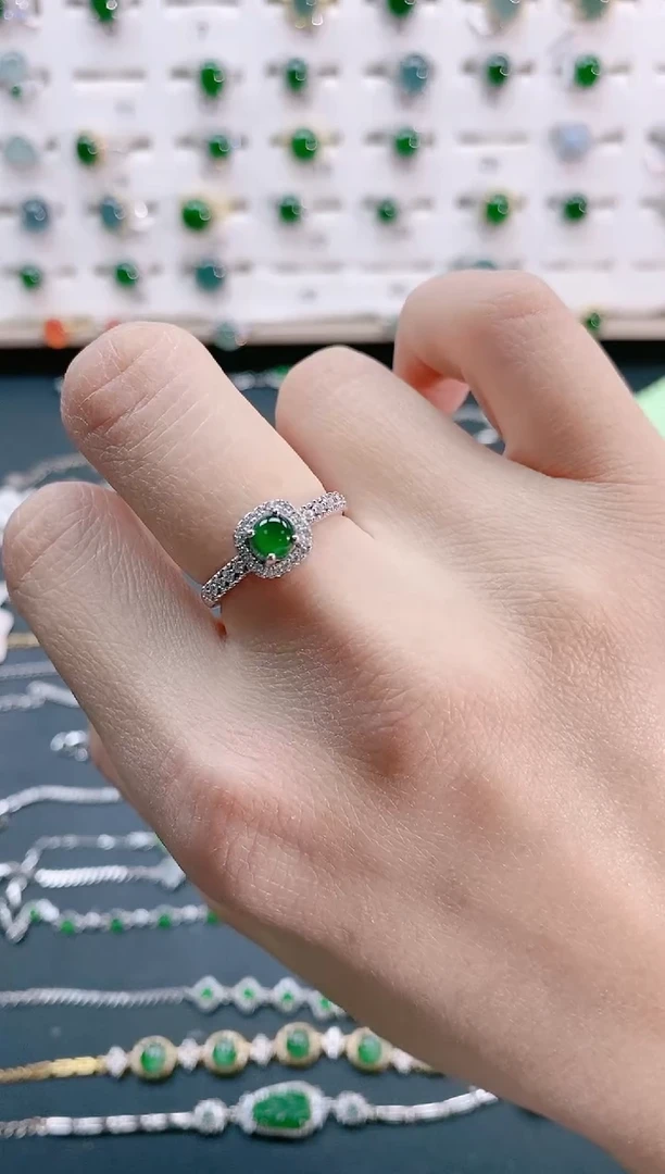 【闪购商品】翡翠戒指银S925镶嵌天然翡翠