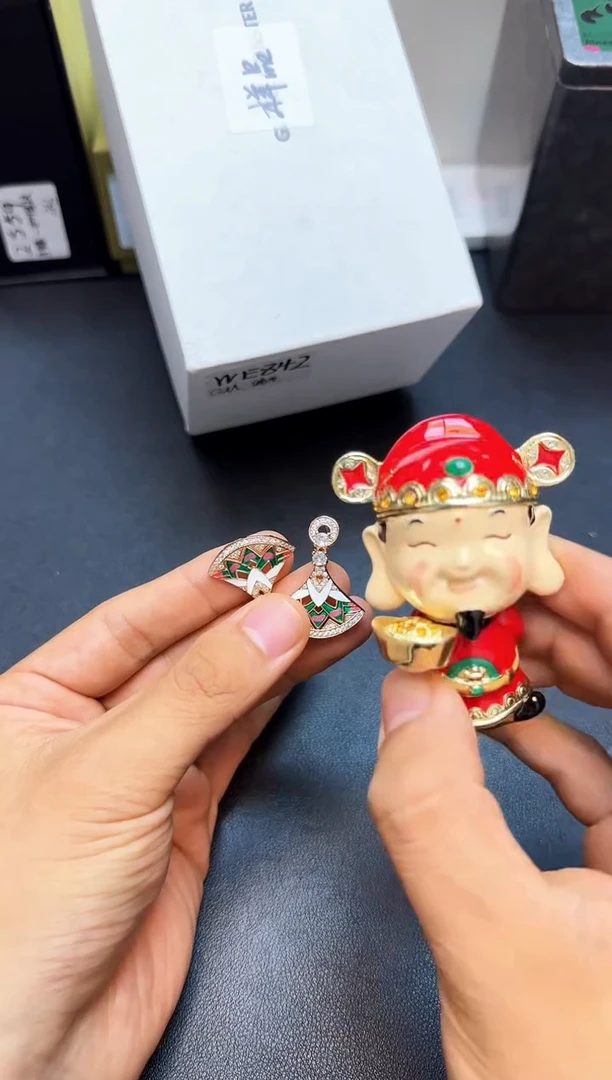 瓷片全新正品一件不留@@WE1126
