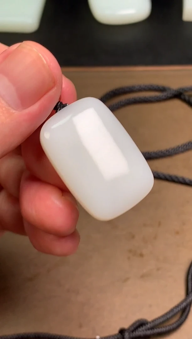 颈饰未镶嵌和田玉33