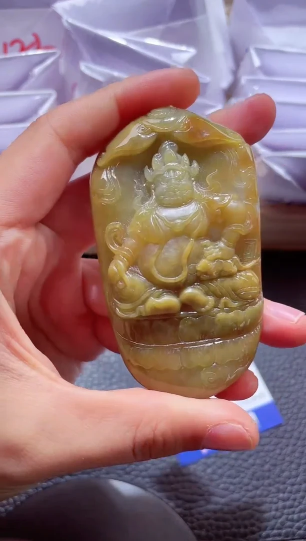 颈饰未镶嵌翡翠00005397