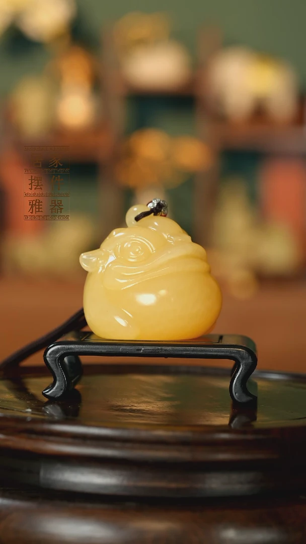 玉《三足金蟾》摆件