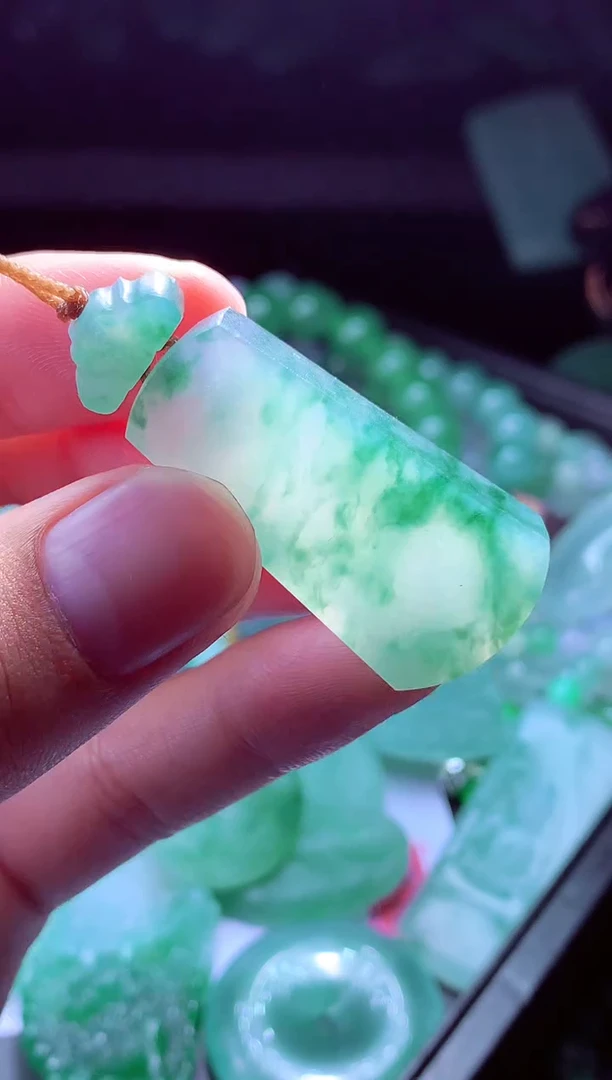 未镶嵌定制翡翠璐*#翡翠毛货定制