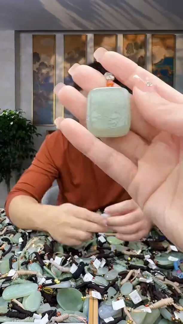 未镶嵌和田玉挂件拍一发一