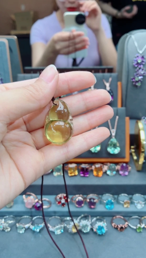 未镶嵌吊坠(不含链)水晶姗*水晶吊坠