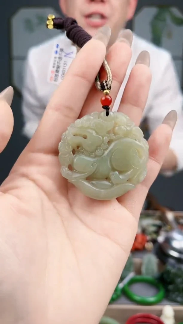 【闪购商品】和田玉颈饰未镶嵌AA多样性发货 拍一发一